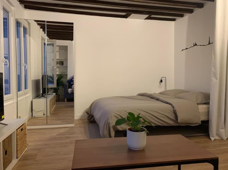 Studio Lumineux, Refait A Neuf, Metro Jourdain باريس المظهر الخارجي الصورة